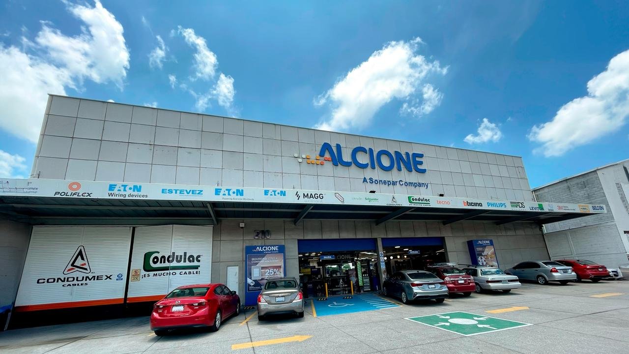 Alcione